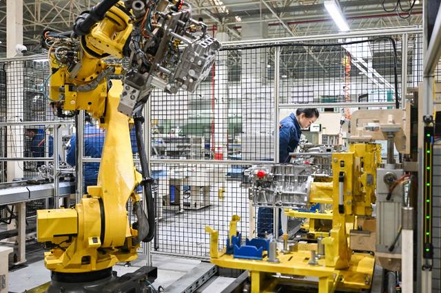 新能源汽車熱銷驅(qū)動(dòng)產(chǎn)業(yè)升級 軟件開發(fā)如何賦能企業(yè)高質(zhì)量發(fā)展